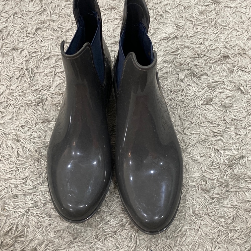 Life Stride Women's Ankle Rainboots (8)